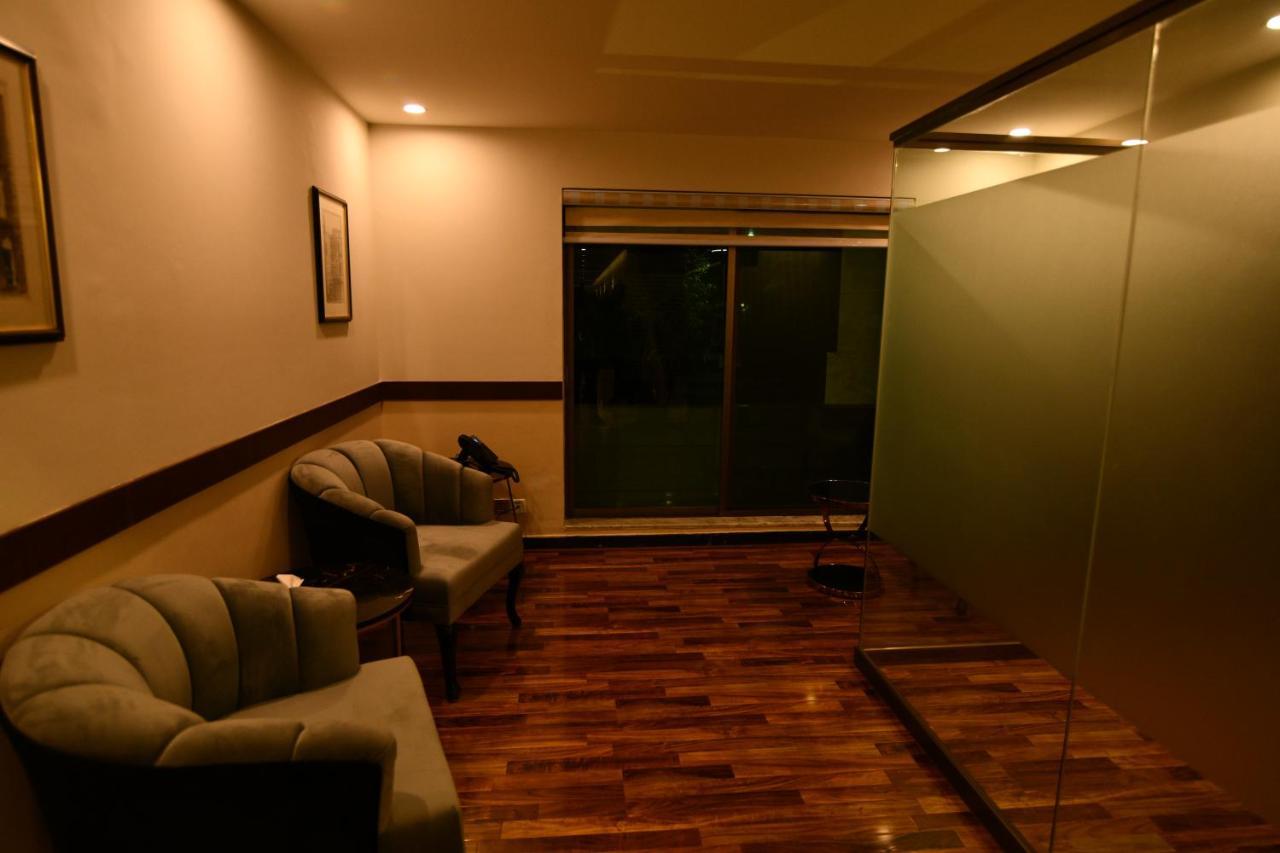 Royal Regency Hotel อิสลามาบัด ภายนอก รูปภาพ