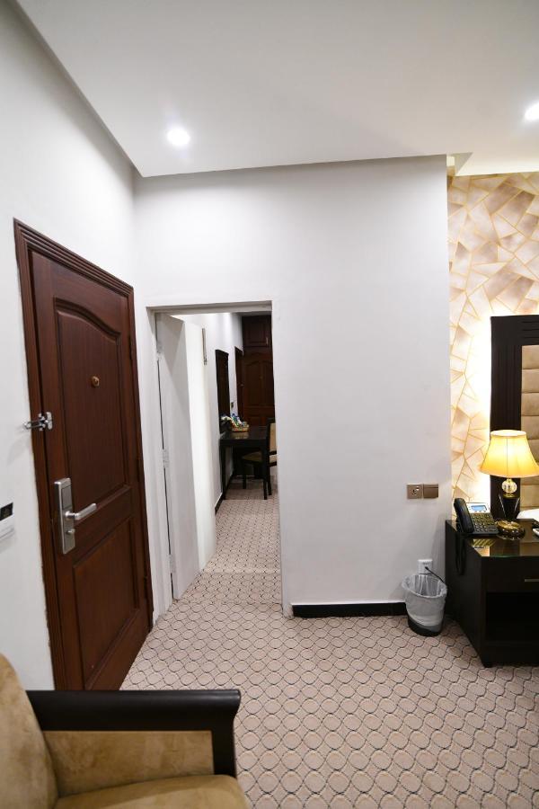 Royal Regency Hotel อิสลามาบัด ภายนอก รูปภาพ